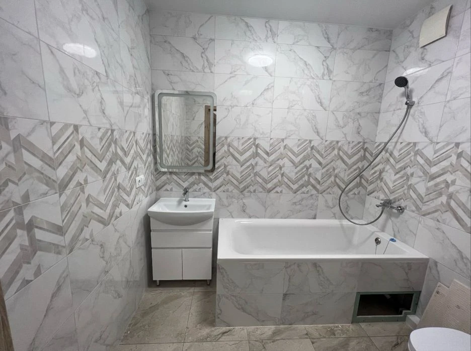 Spacious 1-room apartment for sale on the best 4th floor