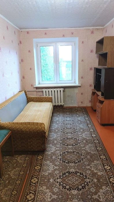 Продам 2к квартиру на Титова, Янгеля. Примерный дом ОСМД
