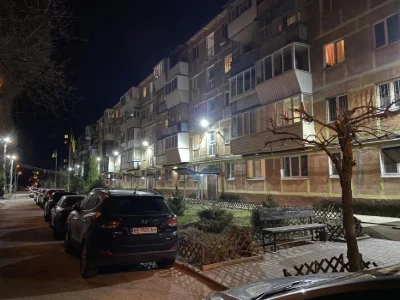 Продам 2к квартиру на Титова, Янгеля. Примерный дом ОСМД