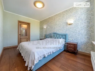 1-room apartment with renovation near the metro station Livoberezhna I Hovhannes St.