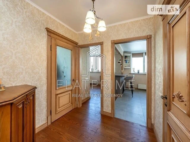 1-room apartment with renovation near the metro station Livoberezhna I Hovhannes St.