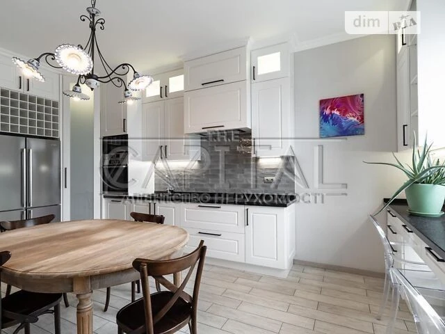 For sale 4-room apartment 203 sq. m. on 18 Instytutska Street • ID 34