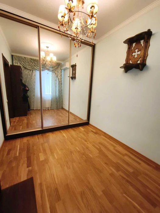 A cozy and comfortable house for living in Sauvignon, a prestigious