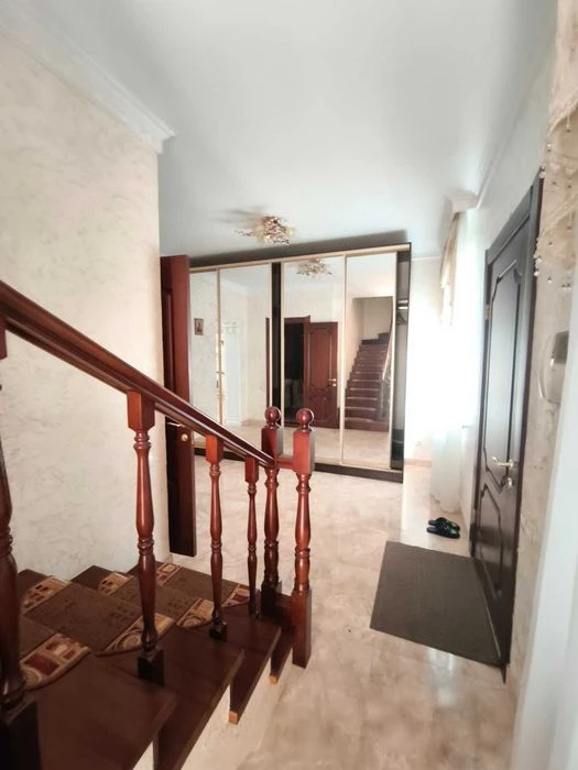 A cozy and comfortable house for living in Sauvignon, a prestigious