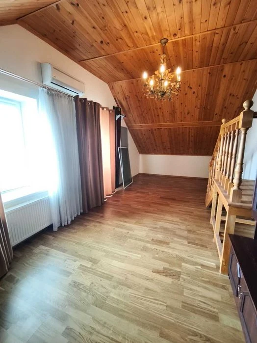 A cozy and comfortable house for living in Sauvignon, a prestigious