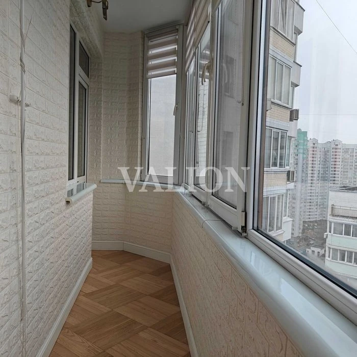 Sale of 2-room apartment 82 sq. m on Mykoly Bazhana Ave. 14 • ID
