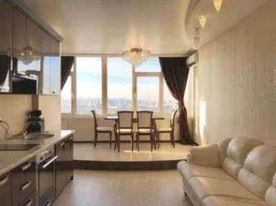 1-room apartment for sale, Revutskoho Street. Kharkivska Metro Station