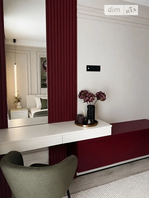 Sale of 1-room apartment 41 sq. m. on Mykhaylo Maksymovycha St. 24G