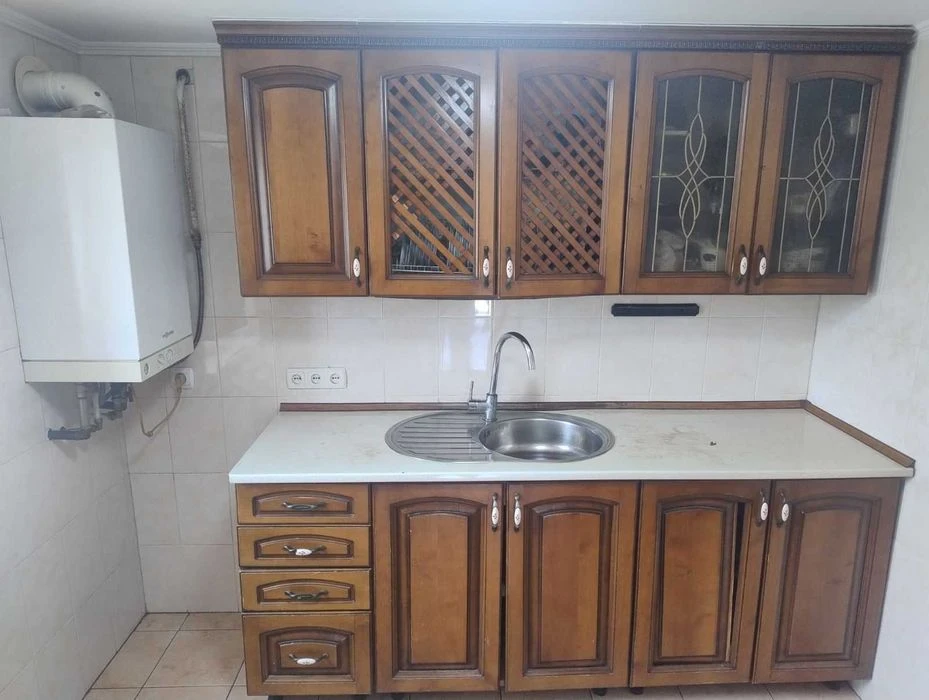 Продажа будинку район 18 школи
