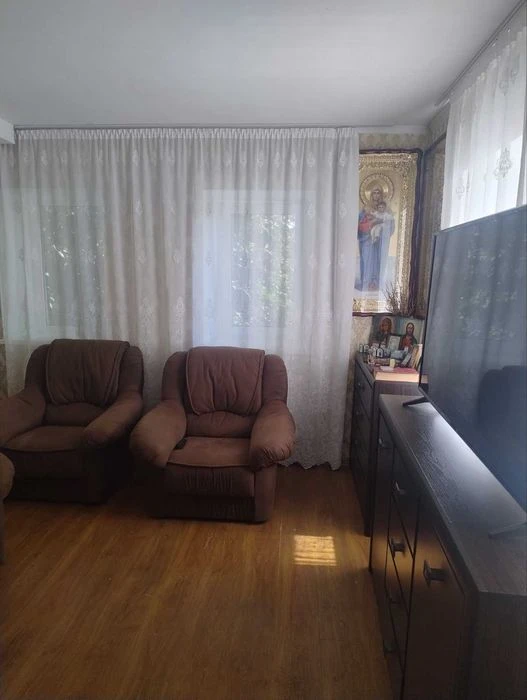 Продажа будинку район 18 школи
