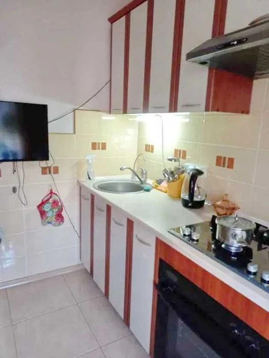 2х кімнатна на Виставці по пр.Миру, 5й поверх, 50м2, Ремонт
