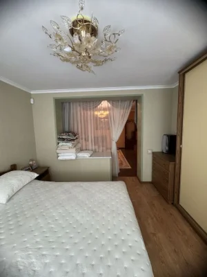 3-комнатная квартира 74 м² с ремонтом на Ильфа и Пе