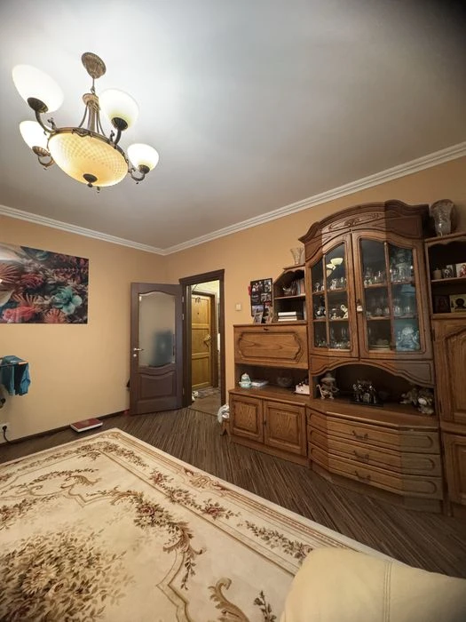 3-комнатная квартира 74 м² с ремонтом на Ильфа и Пе