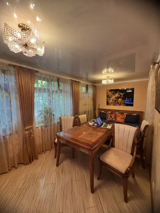 3-комнатная квартира 74 м² с ремонтом на Ильфа и Пе