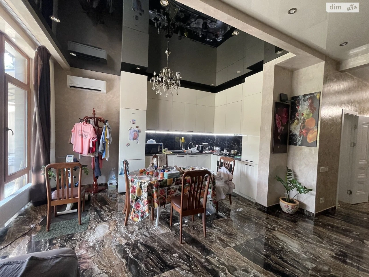 For sale House Vuzivskyi