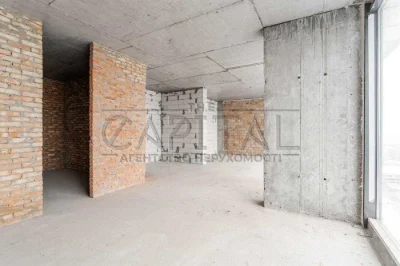 Apartment for sale in the Center of the residential complex Novopecherskyi quarter No. 5 Pechers