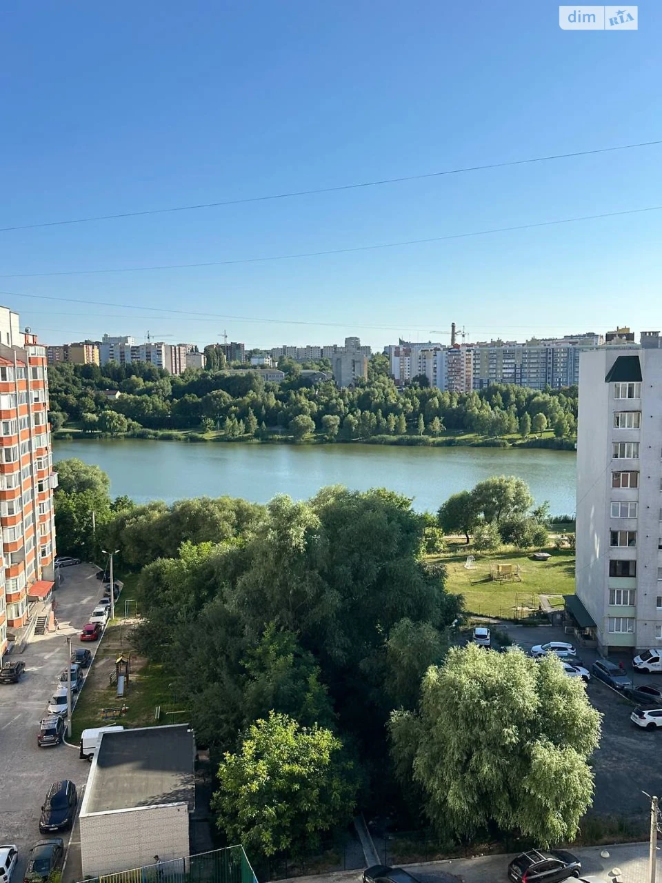 Продаж Квартира Озерна