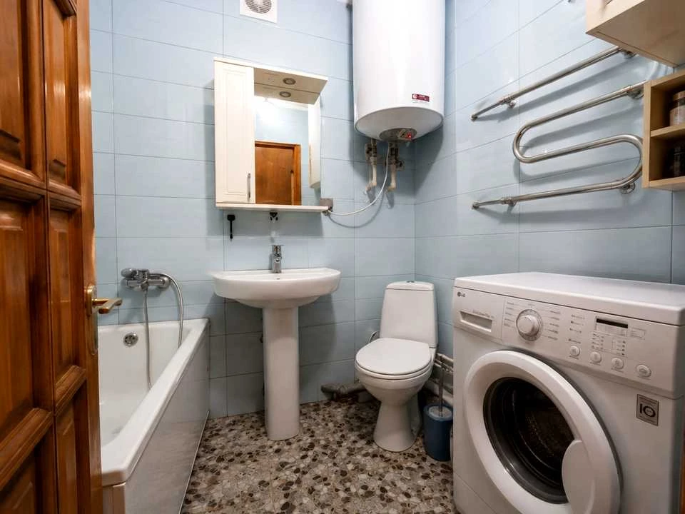 Apartment. Kharkiv, Buchmy St. (Komandarma Uborevicha)