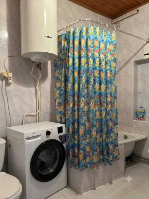 Продам квартиру с индивидуальным отоплением и палисадником.