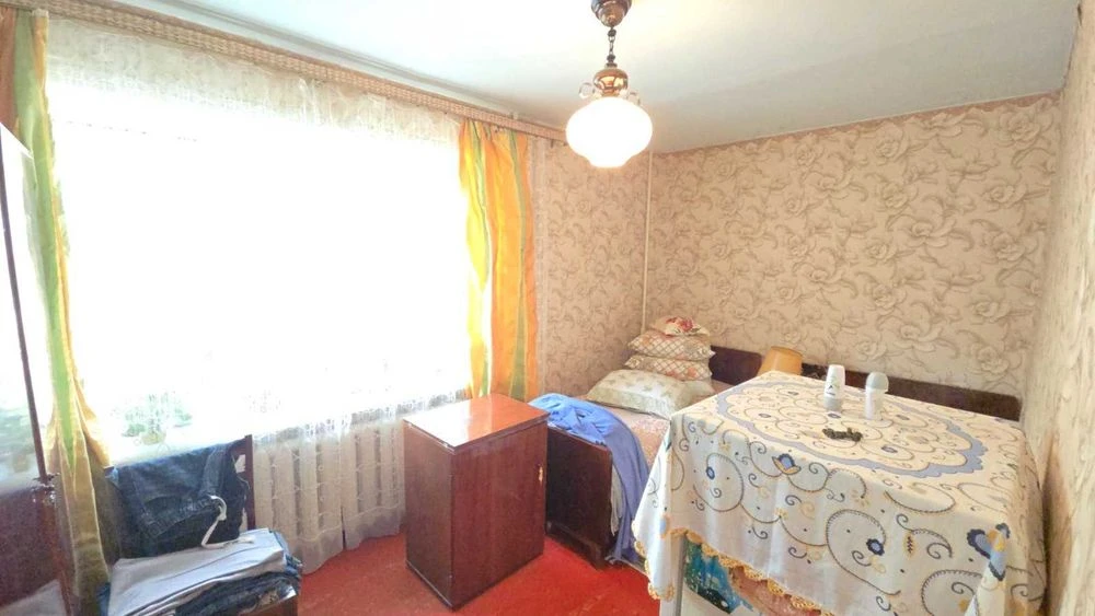 Продам 3х ком квартиру метро Индустриальная ул Шариковая 280