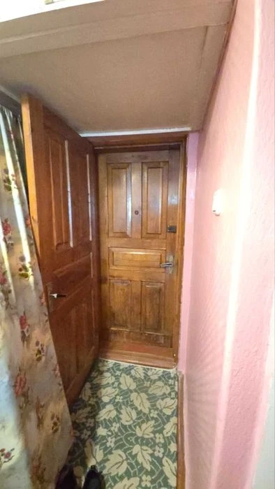 Продам 3х ком квартиру метро Индустриальная ул Шариковая 280