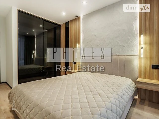 For sale 2-room apartment 72 sq. m on Dniprovska embankment 15K • ID 346