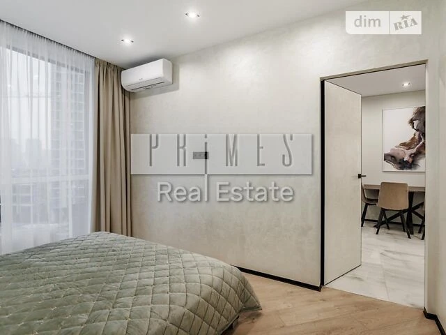 For sale 2-room apartment 72 sq. m on Dniprovska embankment 15K • ID 346