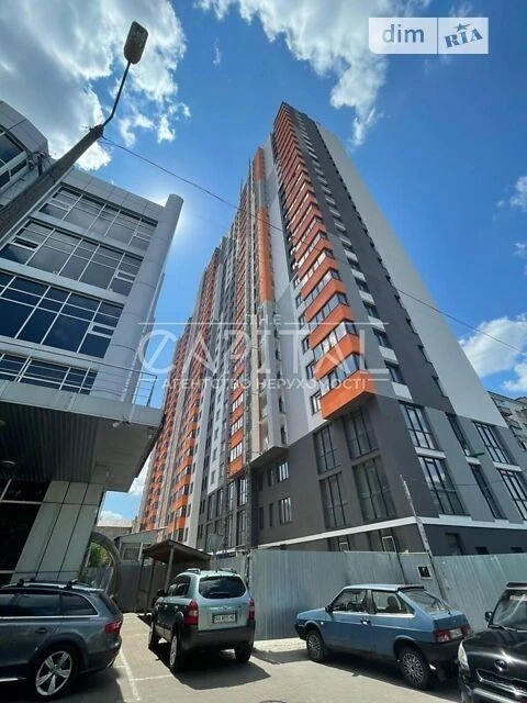 Продаж 3к квартири 86 кв. м на вул. Володимира Сосюри 6 • ID