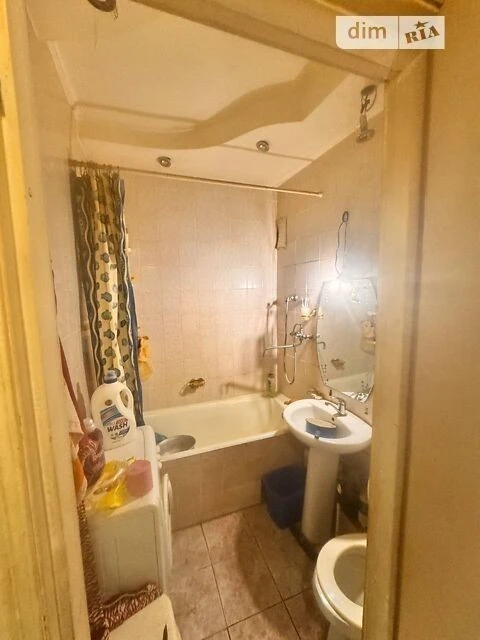 Sale of 1-room apartment 32.4 sq. m. on Baidy-Vyshnevetskoho St. 3B