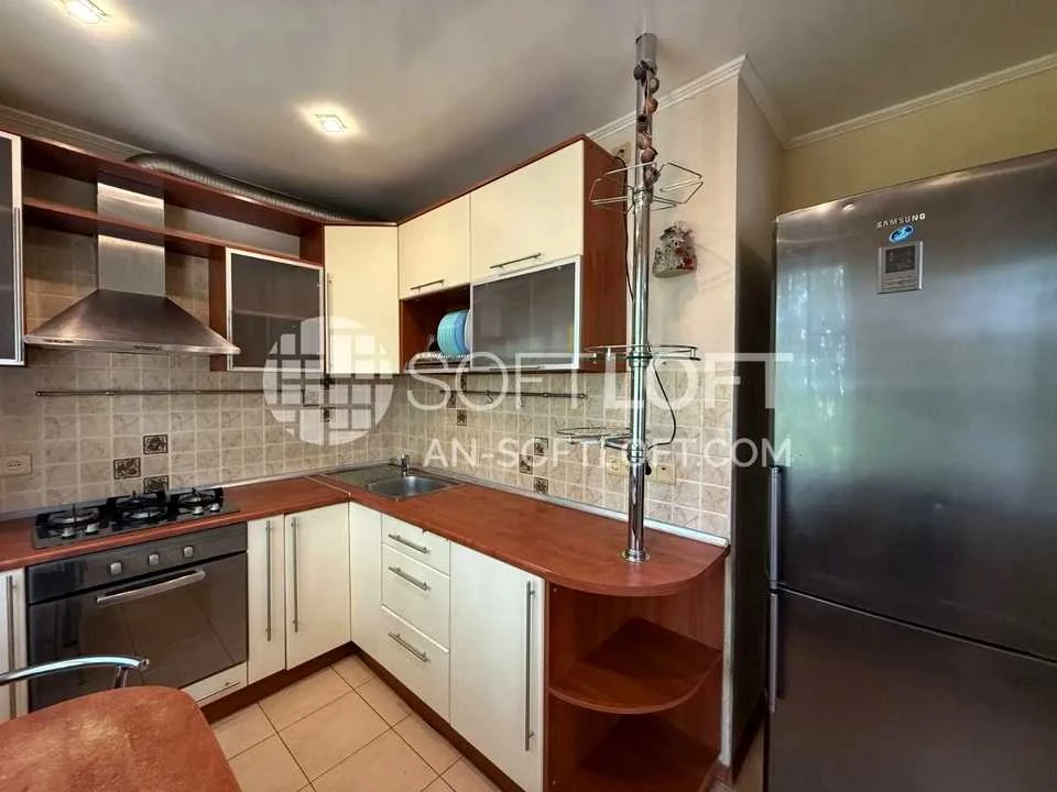 Apartment. Kharkiv, Neskorenykh St.