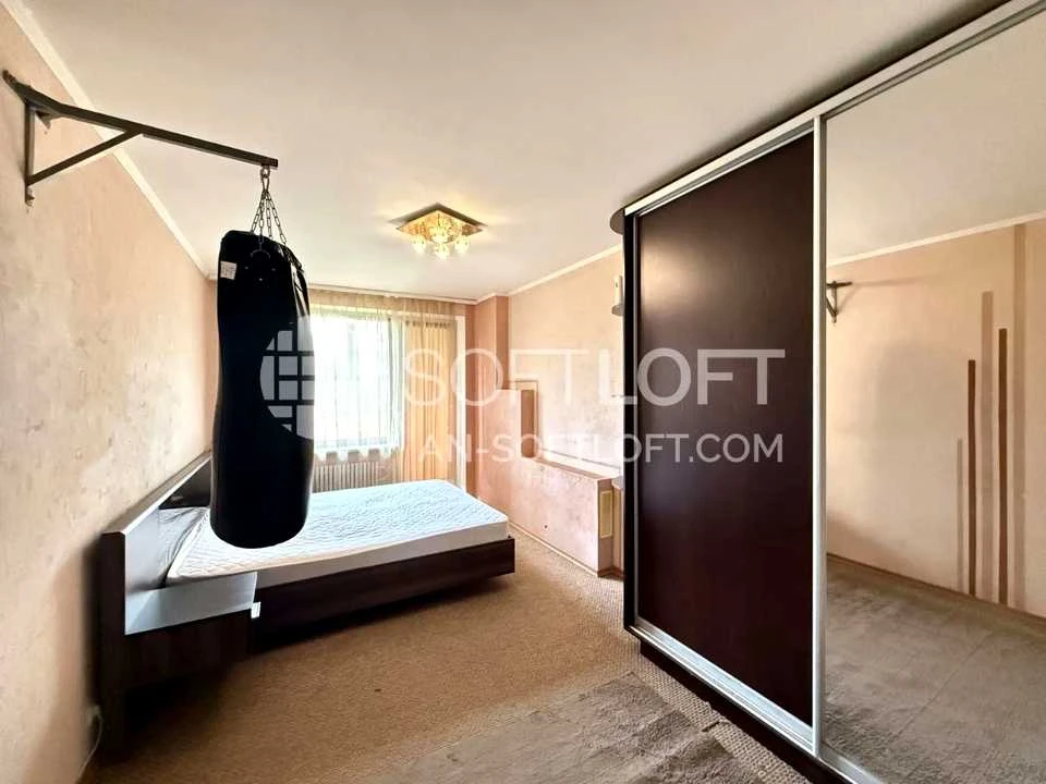 Apartment. Kharkiv, Neskorenykh St.