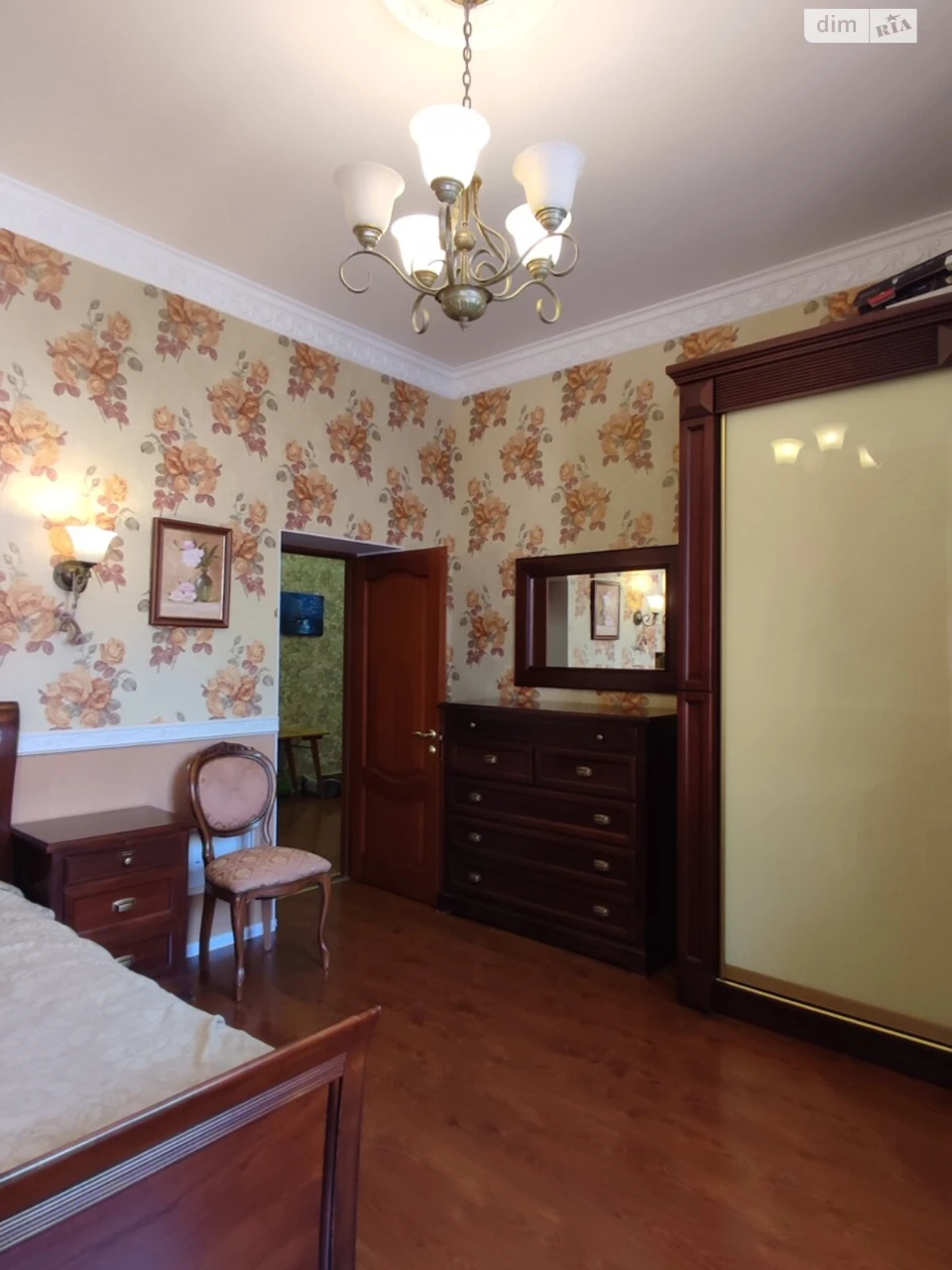 Продажа квартир Приморский.