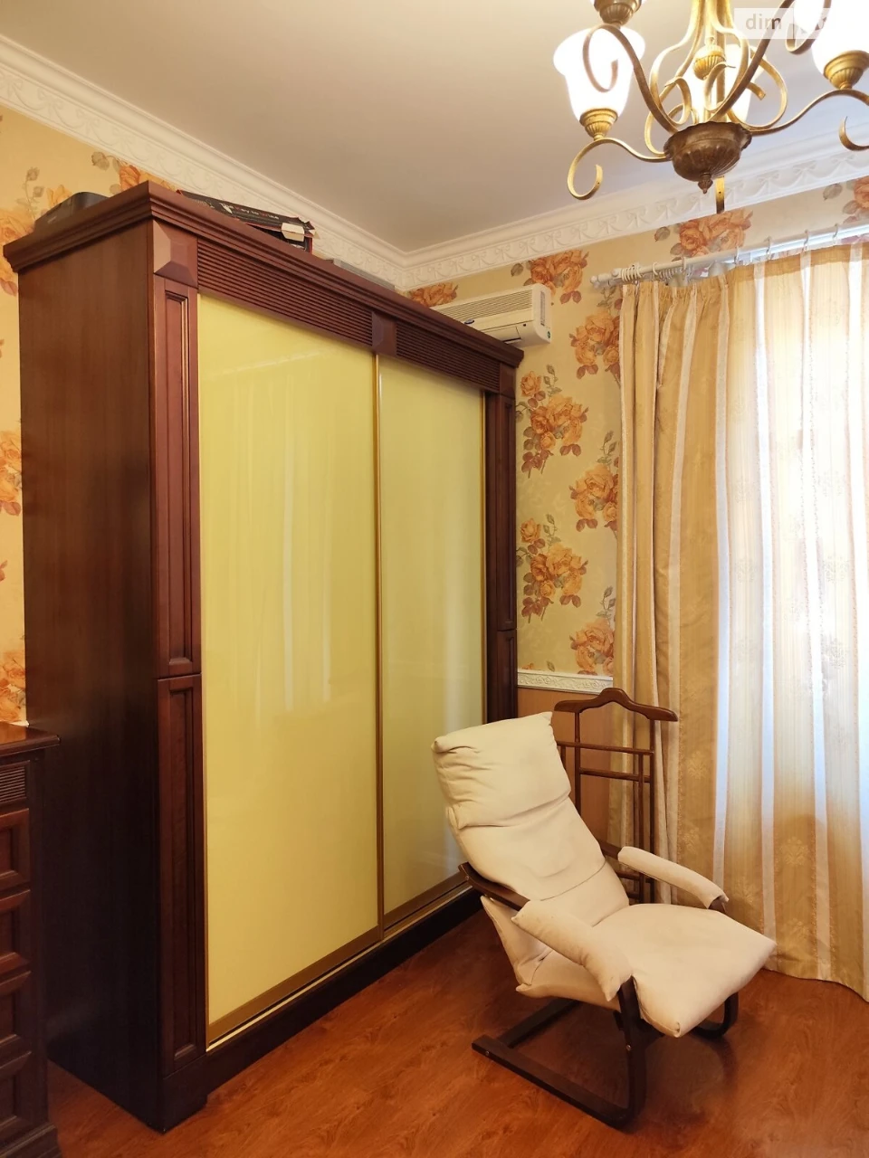 Продажа квартир Приморский.