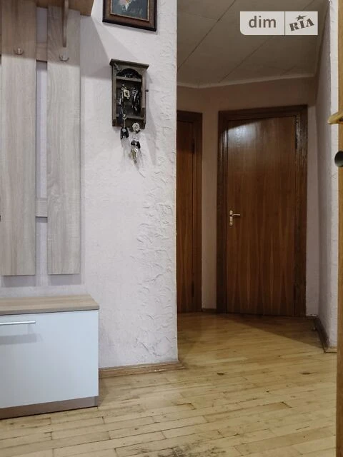 Продаж 4к квартири 95.6 кв. м на вул. Алма-Атинська 97/1 • I
