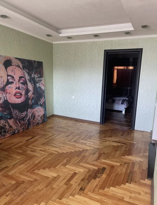Продам 3х квартиру вул.пр.Преображенського Хортицький р-н Ср