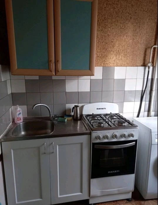 2 rooms for sale, Sheptytskoho St. 24-g, Livoberezhna