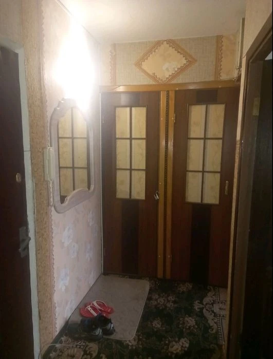 2 rooms for sale, Sheptytskoho St. 24-g, Livoberezhna