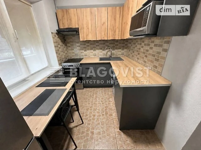 Sale of 2-room apartment 46.3 sq. m. on Chornobylska Street 11 • ID