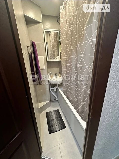 Sale of 2-room apartment 46.3 sq. m. on Chornobylska Street 11 • ID