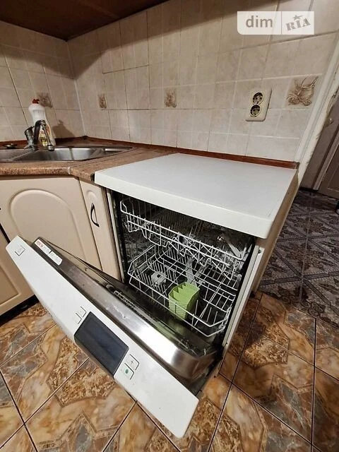 Sale of 2-room apartment 56.5 sq. m. on Yevhena Kharchenko St. 65 • I
