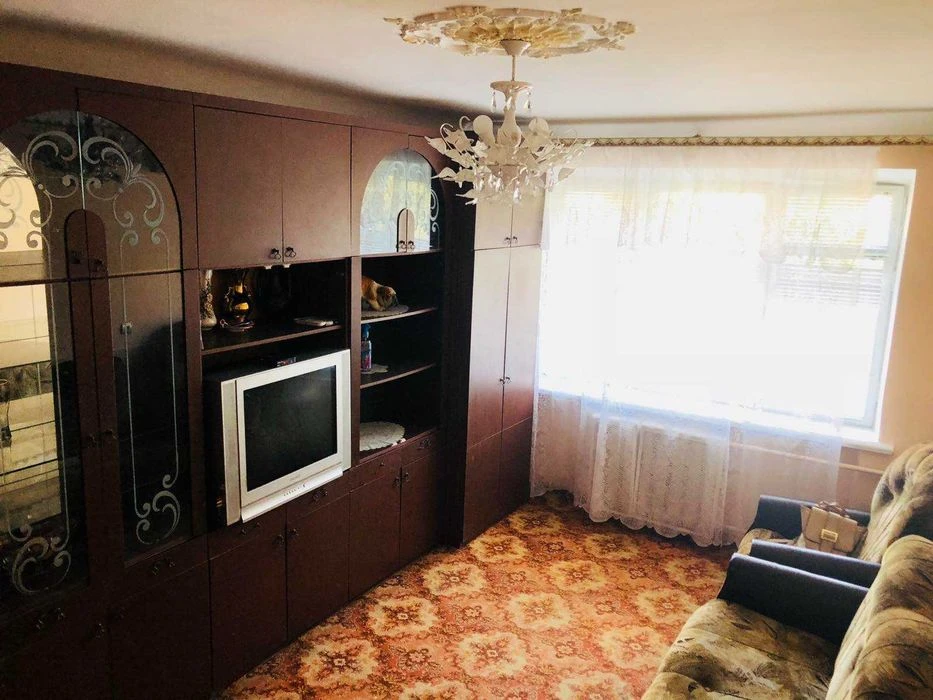 2-room apartment for sale. an apartment in a brick house on ul. Heroes