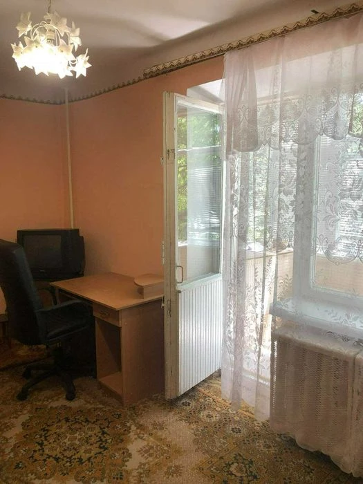 2-room apartment for sale. an apartment in a brick house on ul. Heroes