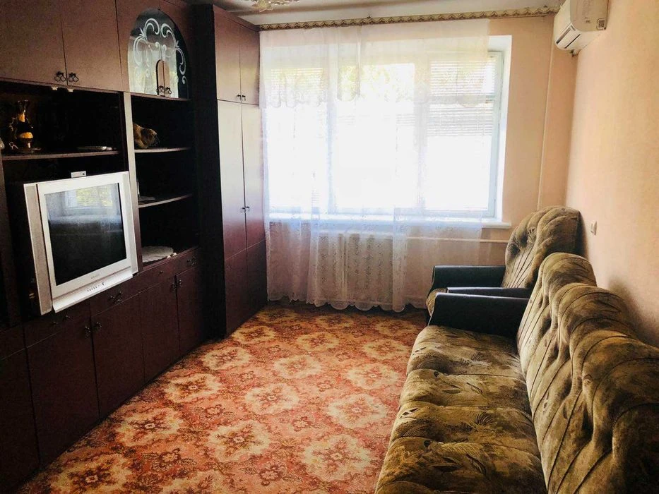 2-room apartment for sale. an apartment in a brick house on ul. Heroes