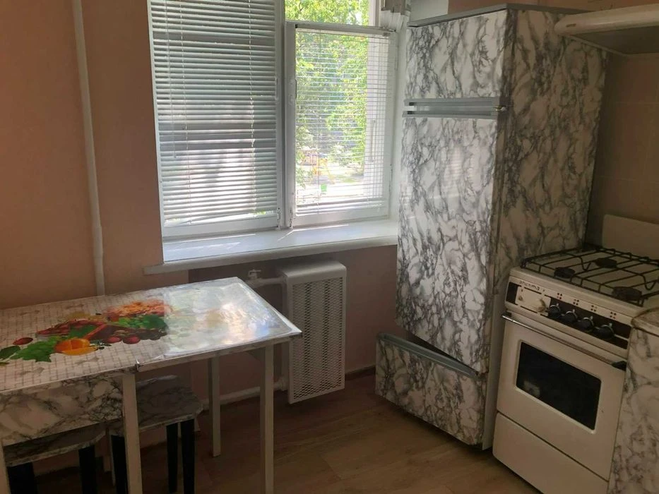 2-room apartment for sale. an apartment in a brick house on ul. Heroes