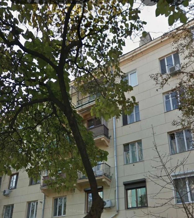 СТАЛИНКА в Центре! 3 комн.квартира на Европейской! $63500 Ш