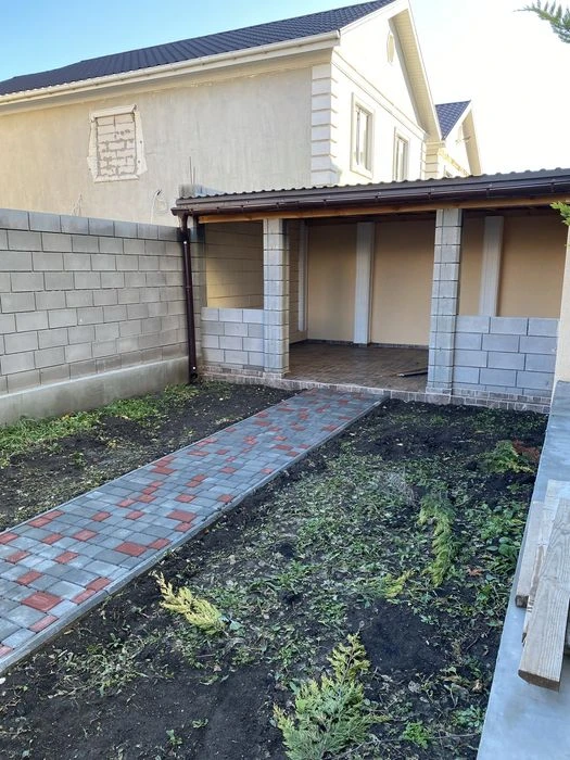 House Chervony khutor/Chernomorka-2, 170 m2, with a basement