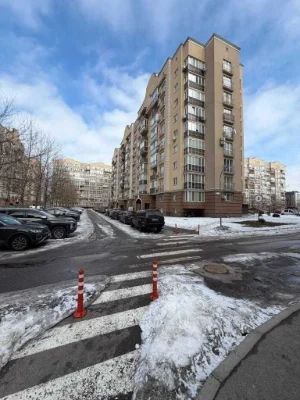 1-room apartment 50.8 m² for sale, Metrologicheskaya street, 9
