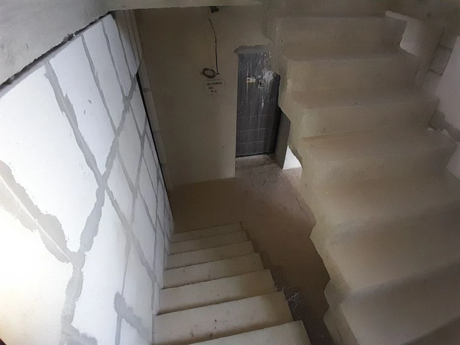 Knyaginin 2-room apartment for sale. Resolution