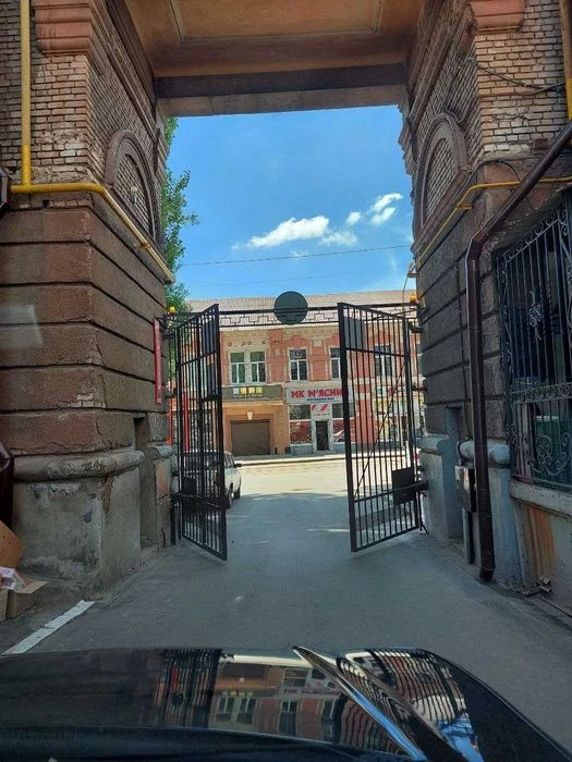 Квартира укомплетована, можно под программу СертификатТорг у