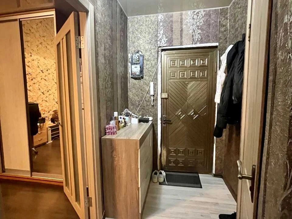 Apartment. Dnipro, Batumska Street.